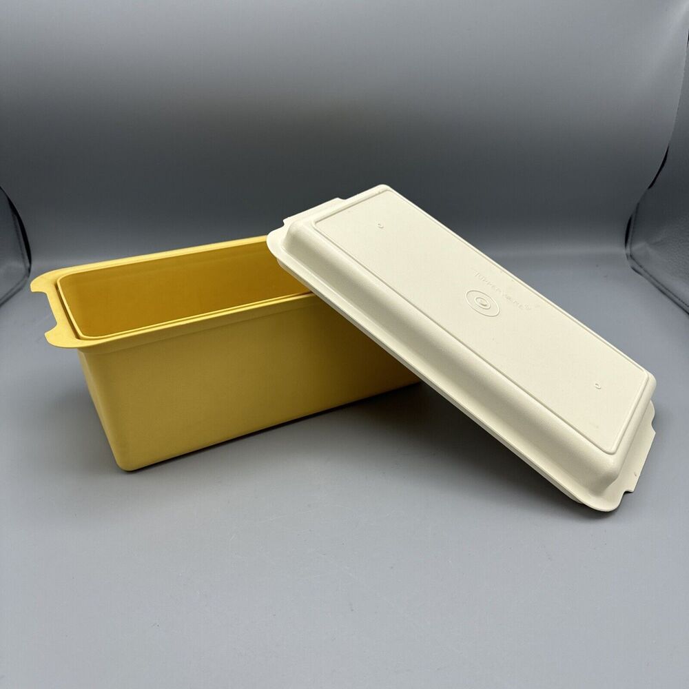 Vtg Tupperware Bread Box 171-5 and Lid 172-2 Harvest Gold Almond Kitchen Camping